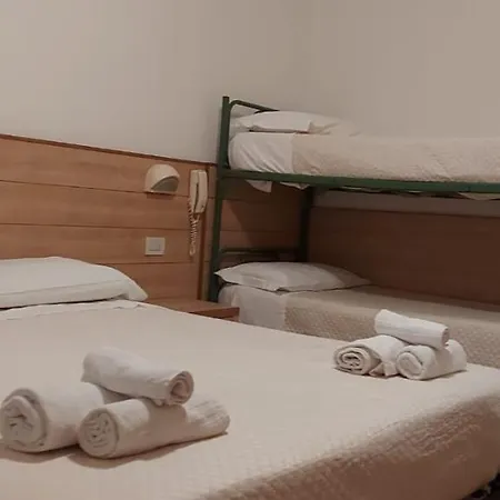 Brezza Hotel 3*