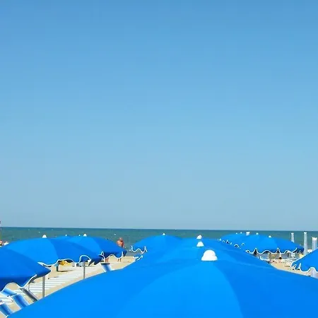 Hotel Brezza 3*